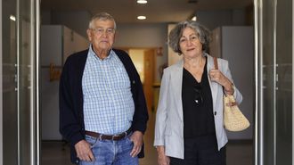 Juan y Marisa en la sede de Afaco.
