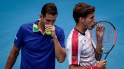Garc�a-L�pez y Carre�o, en un momento de su partido con los Bryan en el Abierto de Australia