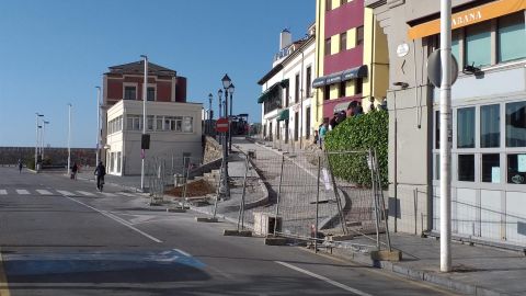  Cuesta del Cholo, en Gij�n, durante las obras para la construcci�n de la plataforma �nica