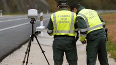 Agentes de la Guardia Civil de Tr�fico en la provincia de Lugo, en imagen de archivo