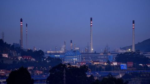 Instalaciones de la refiner�a de Repsol en A Coru�a
