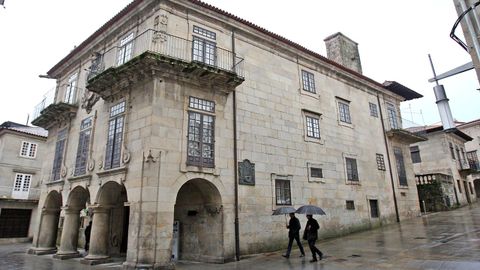 Edificio Garc�a Fl�rez, que forma parte de la manzana del Museo de Pontevedra