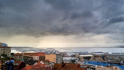 Día nublado en Vigo.