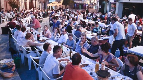 Celebraci�n del San Juan en Lal�n