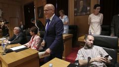 Baltar y J�come (a la derecha, sentado), en un pleno de la Diputaci�n de Ourense