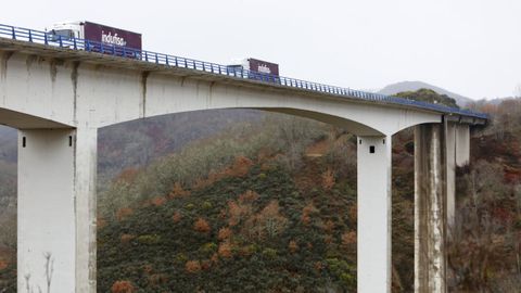 Viaducto de Sampr�n, en la A-6 a su paso por la provincia de Le�n