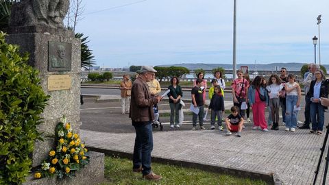 Ruta Abentiana e ofrenda floral en Mux�a