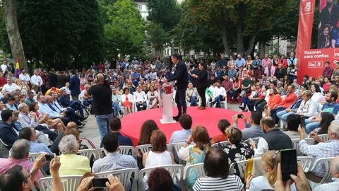Pedro S�nchez inicia en Oviedo su campa�a de reivindicaci�n de los logros de su Gobierno