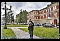 Vilach� acude a varias actividades en el centro escolar del colegio Salesianos. 