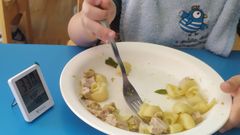 En el comedor de la escuela infantil de A Parda, en Pontevedra, se registraron esta semana temperaturas de 33 grados y superiores