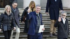 El alcalde de Badalona, Xavier Garca Albiol, a su salida de la Audiencia de Barcelona.