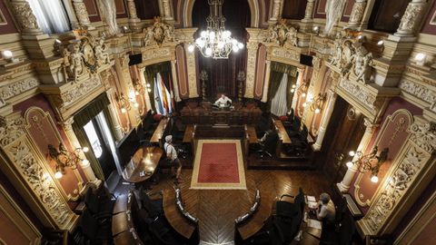 Vista general de un pleno en el Concello de Ourense