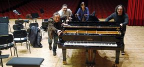 Laurent Blaiteau, Jordi Ortega, Anca Smeu y Alfonso Mor�n apuestan por continuar impulsando la Filharmon�a. 