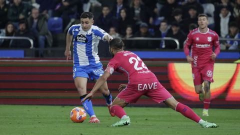 Yeremay se deshace de Mellot antes de disparar