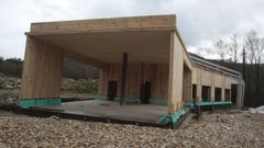 Parte de la instalaci�n se construye utilizando pino gallego