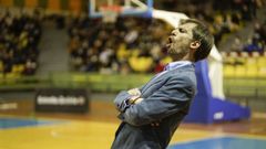 El t�cnico madrile�o no seguir� en el COB, tras su derrota en Zornotza