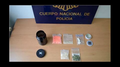 Esta es la fotografa del alijo incautado en el 2019 al joven que va a ser juzgado ahora y que fue difundida en su da por la Polica Nacional