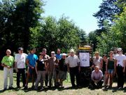 Los voluntarios, con los residuos voluminosos.