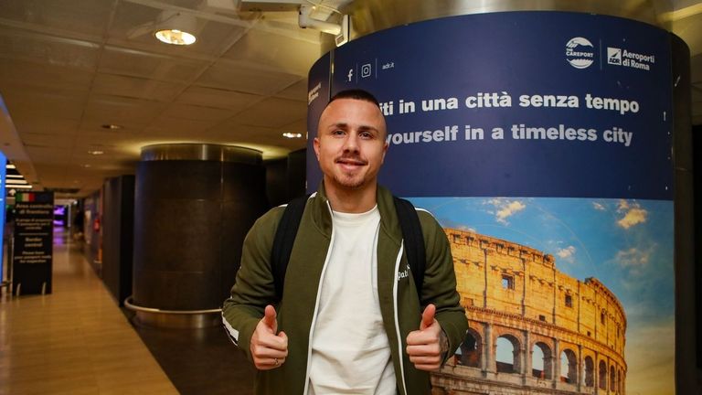 Angeli�o, a su llegada a Roma, cuando fich� por el club italiano en el 2024