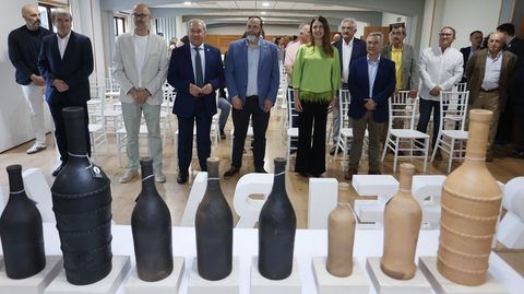 Los ganadores recibieron una pieza de Gundivós diseñada por Elías González