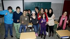 Los nios del colegio Doa Emma celebran el quinto premio