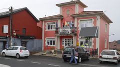 Exterior del consistorio local de Cerdido