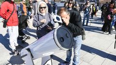 Expectaci&oacute;n generada en Pontevedra por el eclipse del pasado marzo