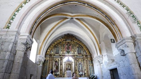 La operacin de restauracin comprender las pinturas decorativas del arco triunfal de la iglesia