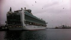 Llegada del �Ventura� a A Coru�a