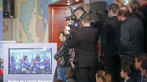 Sorteo de la Lotera Nacional en la Escuela Naval de Marn