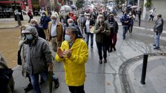 Concentraci�n vecinal en Os Mallos contra okupas y para pedir m�s seguridad