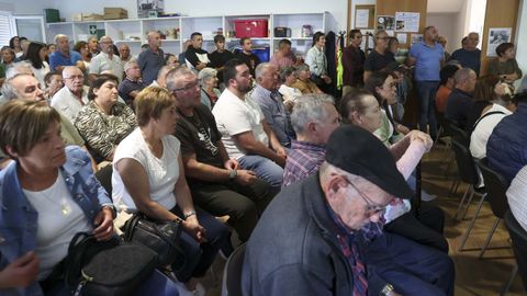 Asamblea convocada por la empresa que promueve la planta para informar a los vecinos, el pasado da 4