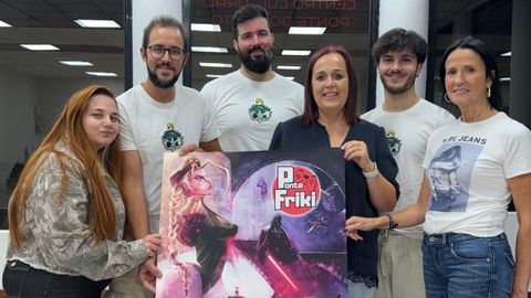 Representantes do Concello e da organizaci&oacute;n presentaron o cartel