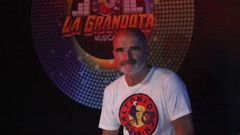 Antonio Vargas, propietario de los pubs de ambiente latino Guayaba y La Grandota de Santiago