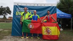 A la derecha, Luis Garca (bombero de Narn que fue bronce en Cross Country en los Campeonatos Europeos de Policas y Bomberos)