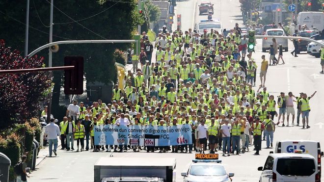 Manifestaci�n de los trabajadores por las calles de Vigo en su tercer d�a de huelga