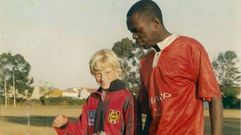 Guidetti con su entrenador en Kenia