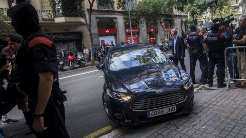 Llegado a la reuni�n del mayor de los Mossos, Josep Llu�s Trapero