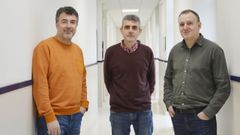Diego Gonz�lez, Jacobo Troncoso y Claudio Cerdeiri�a, miembros del Grupo de Termof�sica Molecular del campus de Ourense
