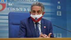 El presidente de Cantabria, Miguel �ngel Revilla