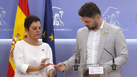 Aizpurua y Rufi�n comparecieron en el Congreso