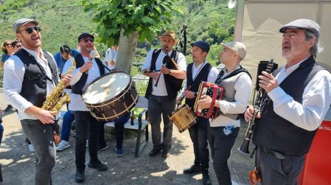 Pándega en su actuación de la semana pasada en el Camiño dos fornos e das airas en Soulecín.