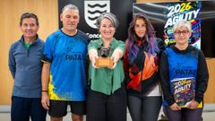 De izquierda a derecha, Miro Sosa, Julio Freire, Eva Villaverde, Emilia Tziliou y Roc�o Pereira en la presentaci�n del Sal�n pontevedr�s