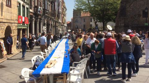 Comida en la Calle en Avil�s