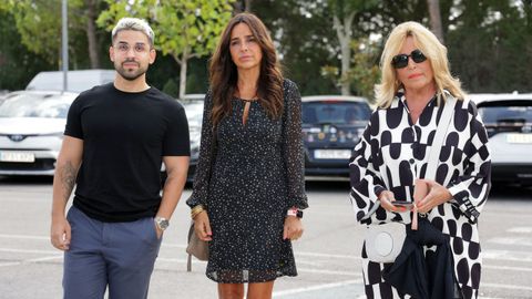 Miguel Frigenti, Carmen Alcaide y Lydia Lozano