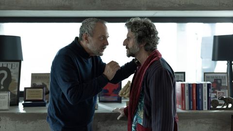 Escena del gran duelo interpretativo entre los actores José Coronado y Diego Peretti en el largometraje «Puntos suspensivos».