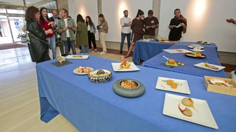 Presentacin de Degustatapas Sanxenxo, en la sala Nauta