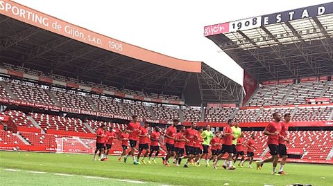 El Sporting entrena en El Molin�n.El Sporting entrena en El Molin�n 