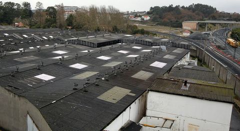 El convenio dibujaba un horizonte m�ximo de 700 viviendas en bloques de siete alturas en la antigua f�brica, a un paso de la playa. 