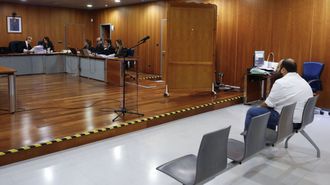 El sacerdote malague�o de 35 a�os acusado de sedar y agredir sexualmente a cuatro mujeres entre el 2014 y el 2018.